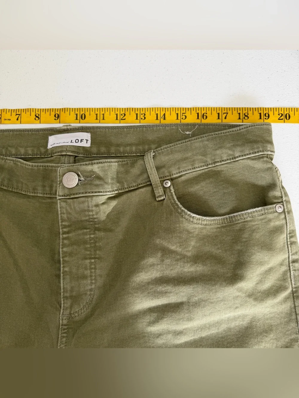 Loft Women's Olive Green Distressed Cropped Straight-Leg Jeans - Picture 6 of 9